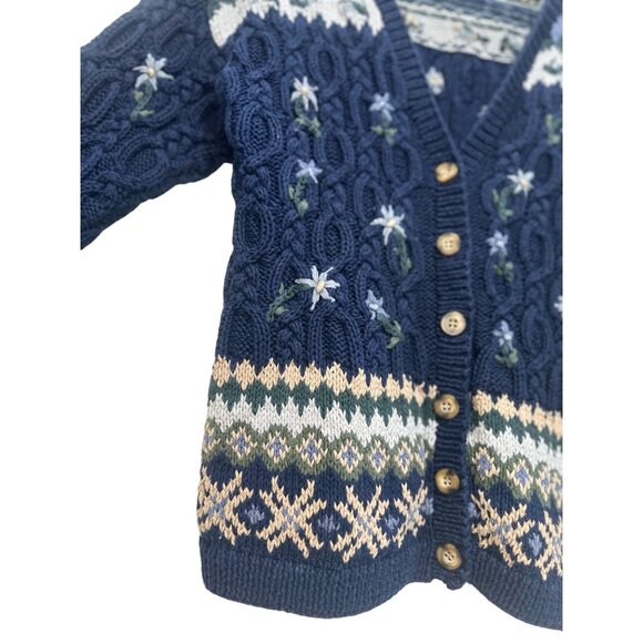 Northern Isles Hand Knit Floral Embroidery Cardigan Sweater Small 90s Novelty - Picture 14 of 16